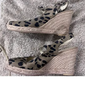 Franco Sarto Leopard Print Espadrille Wedge Sandals Slingback Size 8.5M‎ thumbnail 9