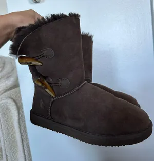 Bearclaw Brown Suede Boots Size 7 thumbnail 1