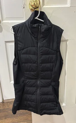 Lululemon  thumbnail 1