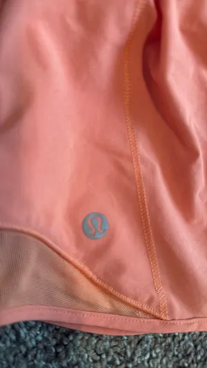 Lululemon shorts thumbnail 4