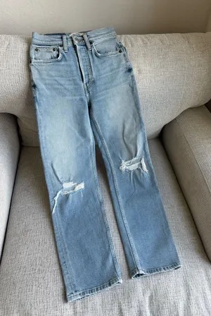 Straight leg jeans thumbnail 1