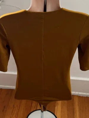 Everlane mustard tapenade Short Sleeve crewneck bodysuit, size S Supima cotton thumbnail 7