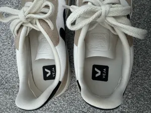 VEJA Sneakers V-10 Women’s thumbnail 3