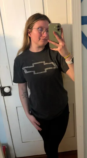 chevy Chevrolet gray tshirt Size M thumbnail 1