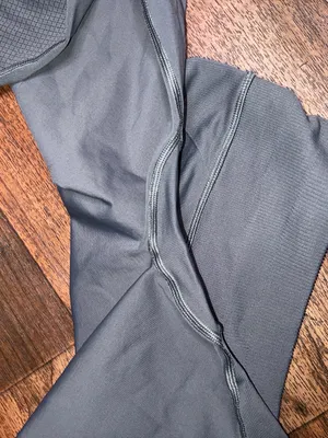 lululemon athletica grey Ruched Hem Leggings cropped size 6 thumbnail 6