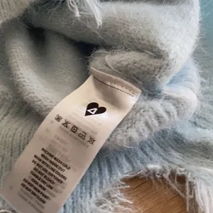 Aelfric Eden Light Blue Sweater star design Distressed hem/sleeves, Small, NWT thumbnail 10