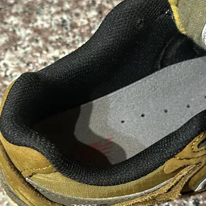 2002R (High Desert/Dark Moss) thumbnail 8