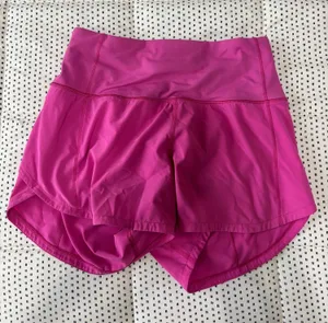 Lululemon Hotty Hot 4" Shorts thumbnail 1