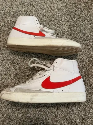 Nike White And Red Blazers thumbnail 1