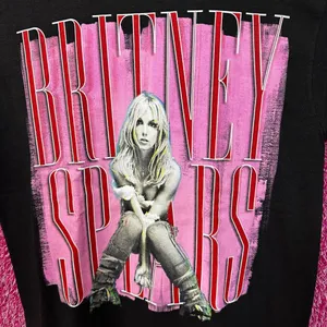 Britney Spears Pop Star Black Tshirt size Medium thumbnail 2