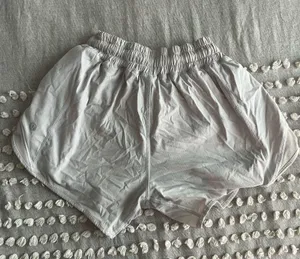 Lululemon Hotty Hot Low-Rise Shorts Lined 2.5" thumbnail 2