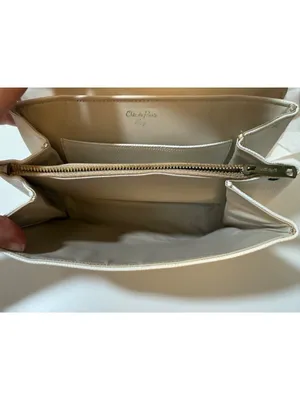 Chic de Paris Structured Textured Gold Toned Hardware Vintage Shoulder Bag thumbnail 3