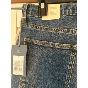 Universal Thread High‎ Rise Bootcut Jeans Women's 4 Medium Wash Vintage Stretch thumbnail 3