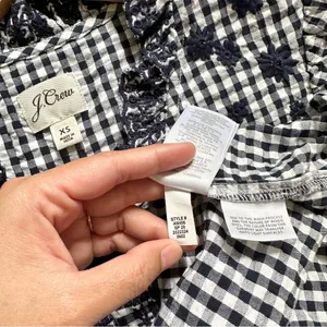 J.Crew Embroidered Indigo Crinkled Gingham Short Sleeve Navy White Top Cotton XS thumbnail 12