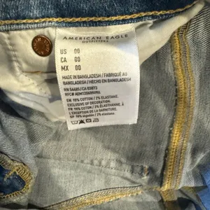 American Eagle jean shorts thumbnail 3