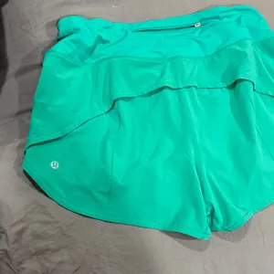 Lululemon 2.5” Speed Up Shorts thumbnail 2