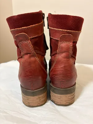 Dromedaris Kara Scrunched Red Leather & Suede Boot Size 38 thumbnail 5