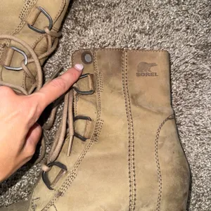 Sorel Joan of Arctic Wedge Boots Women 79 Tan Leather Good Lace Up NL1988-245 thumbnail 8