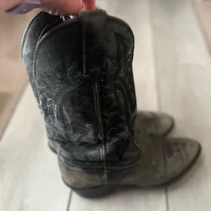 Tony Lama women’s distressed thrashed black leather western boots thumbnail 4