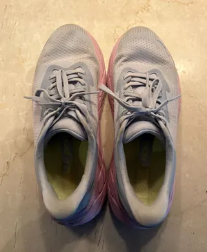 Hoka running shoes thumbnail 1
