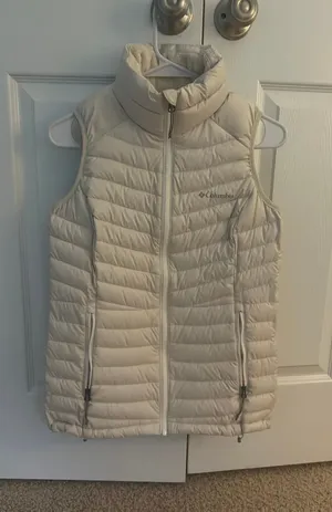 Columbia women’s Omni-heat thermal vest in cream XS thumbnail 1