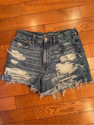 American Eagle Curvy ’90s Boyfriend Distressed Denim Shorts – Size 12 thumbnail 2