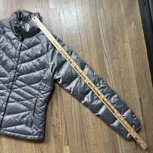 Women's The North Face 550 Down Filled Puffer Jacket Medium Ladies Silver thumbnail 8