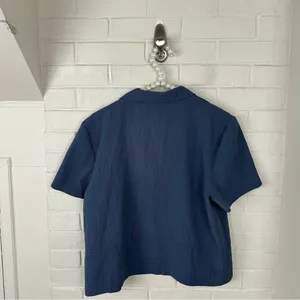 Vintage Katie Lee Boxy Blue Short Sleeve Button Down Shirt Size 12 thumbnail 7
