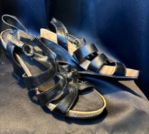 Aerosoles Black Strappy Wedge Sandals Cork Platform US 7.5 EU 5.5 thumbnail 1