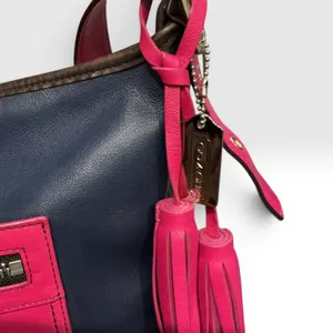 Coach Legacy Leather Duffle Crossbody Bag 19845 Navy‎ Pink Colorblock Rare Strap thumbnail 3