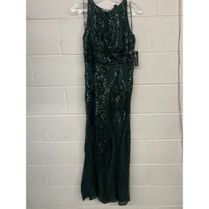 NWT R&M Richards Sz 4 Green Sequined Sleeveless Formal Cocktail Evening Gown thumbnail 2