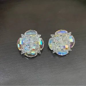 Vintage Laguna Aurora Borealis Cluster Clip Earrings thumbnail 4