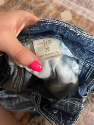 Day trip Pocket Design Jean Shorts thumbnail 4
