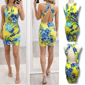 152 Vintage Shop |NWOT USA Yellow Tropical Floral Open Back Bodycon Dress (sz M) thumbnail 2