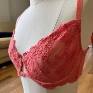 Free People Coral Pink Floral Lace Underwire Bra 32DD Double Back Strap‎ thumbnail 2