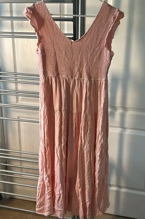 Pink long, flowy dress. Size L thumbnail 1