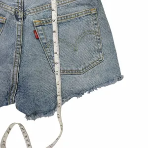 New Levi’s 501 Original High Rise Light Wash Denim Shorts Raw Hem Size 26 thumbnail 7