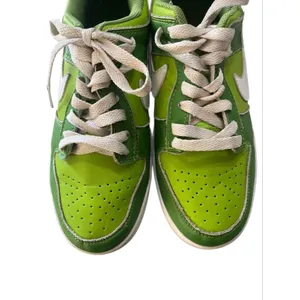 Nike Dunk Low Chlorophyll Green Size 8 Women's Sneaker Shoe Streetwear Casual thumbnail 6