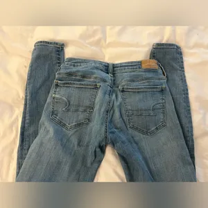 Outfitters Low Rise Jeans thumbnail 4
