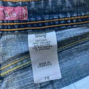 Levis Super Low Boot Cut 518 Jeans Shorts Size‎ 7M thumbnail 10