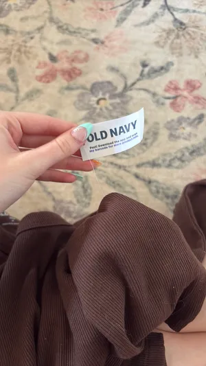 Old Navy Long Sleeve brown thumbnail 3
