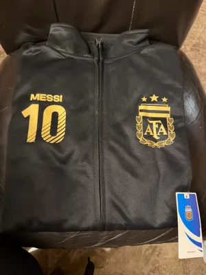 Zip up Black Size M thumbnail 1