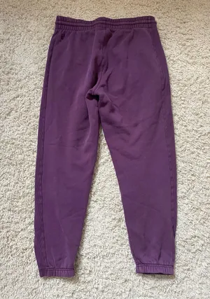 Aritzia TNA boyfriend sweatpants thumbnail 5