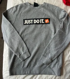 Nike crewneck thumbnail 1