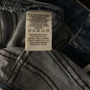 Free People Retro style Front Pocket Skinny Jeans - Size 28‎ thumbnail 9