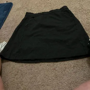 Hutch black skirt SP‎ thumbnail 2