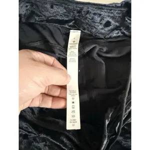 Lululemon Pants Womens 6 Black Velvet Joggers Elastic Waist Pockets Lounge thumbnail 3
