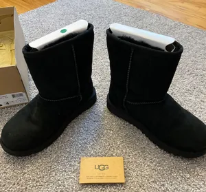 UGG Boots thumbnail 1