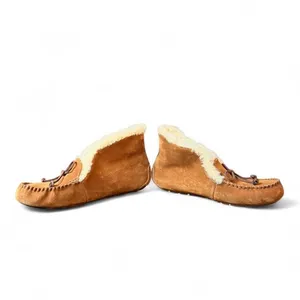 UGG Women’s Chestnut Suede Shearling Moccasin Slippers – Size 10 (S/N 1004806) thumbnail 7