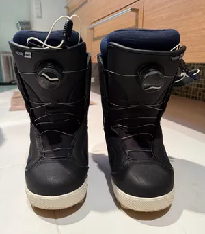 Vans Encore Pro Snowboard Boots thumbnail 1